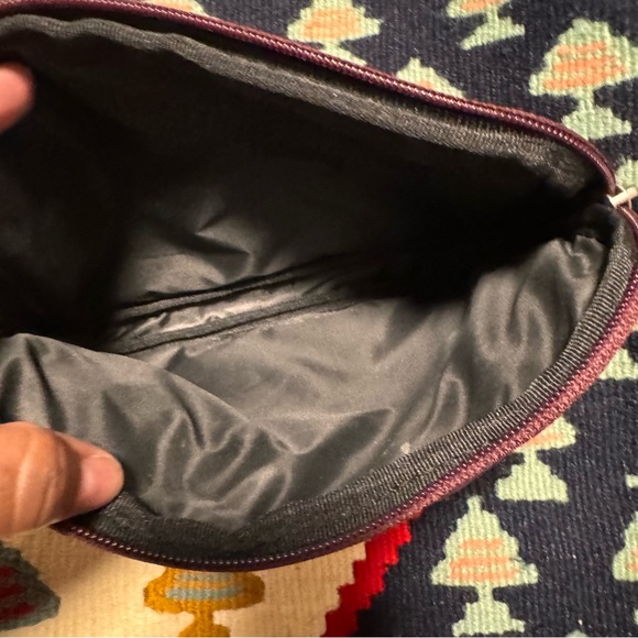 Herschel Virgin Atlantic Zip-Up
Makeup Bag - Picture 3 of 5